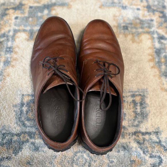 TOD’S Classic Brown Leather Men\'s Shoes Size 9